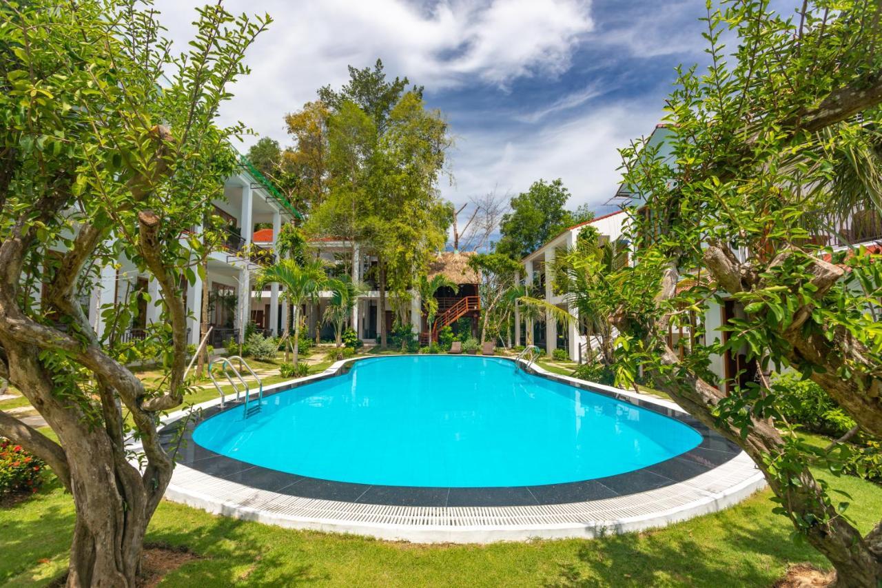 Caesar Phu Quoc Hotel & Resort Exteriör bild